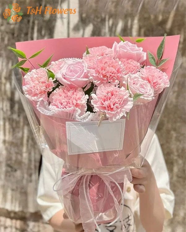 hoa chúc mừng mẹ tròn con vuông
