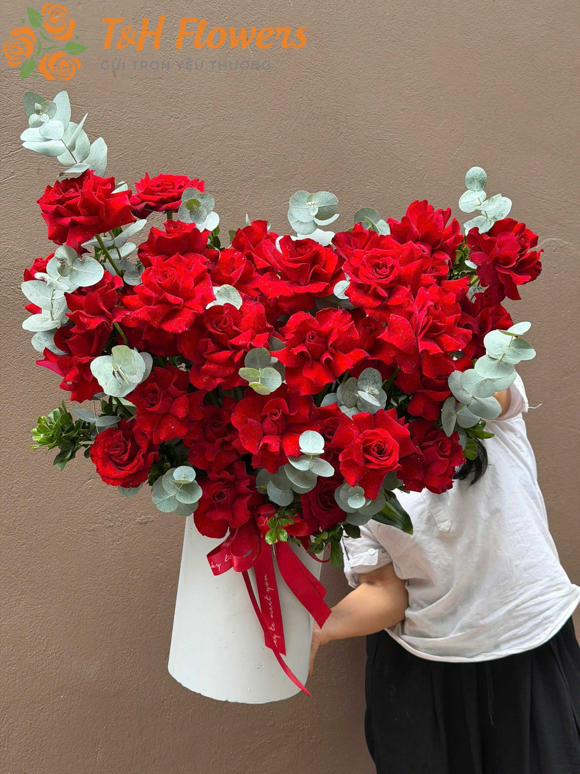 Shop hoa tươi phường Chánh Phú Hòa