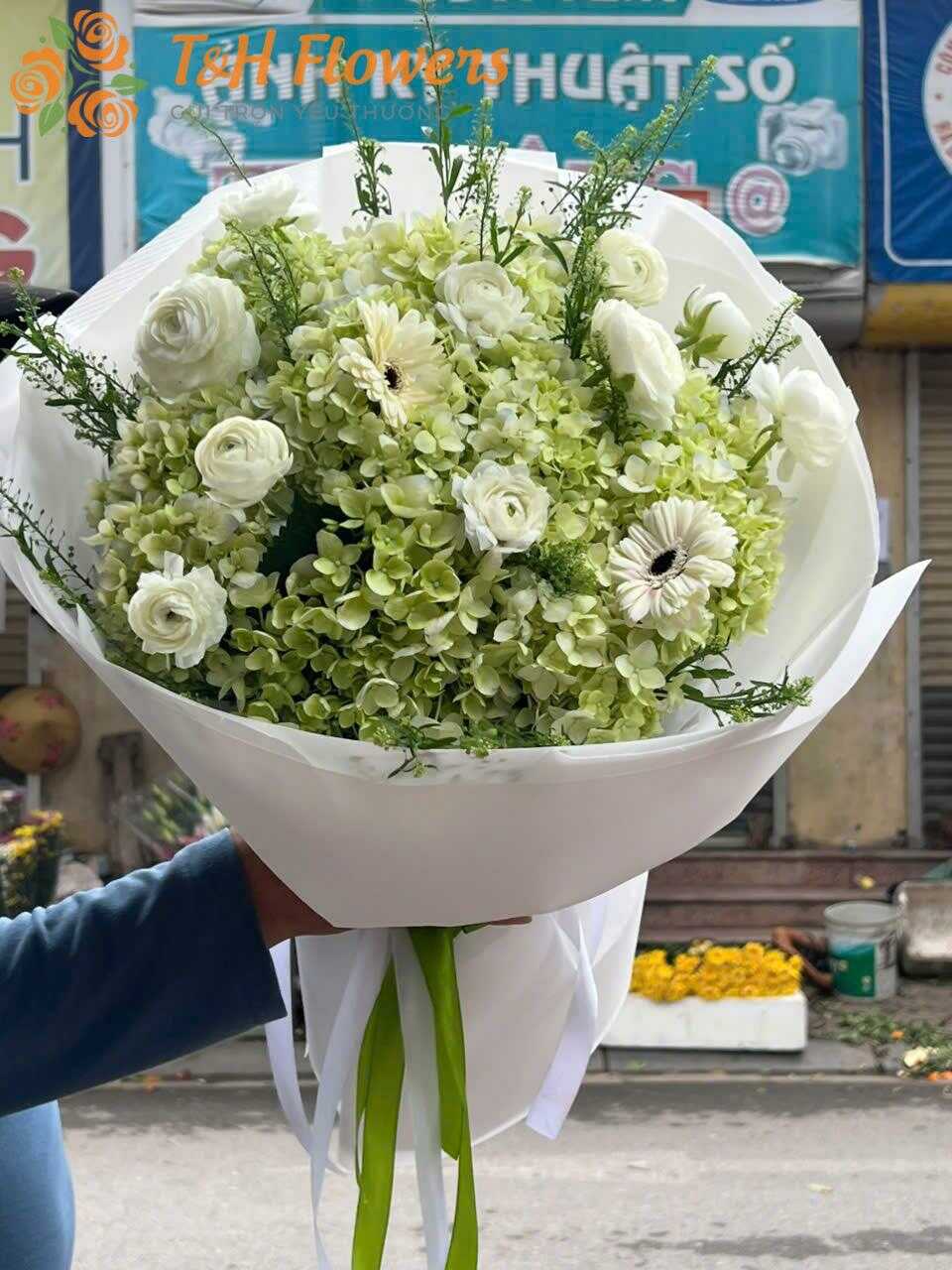 Shop hoa tươi phường Tân Sơn